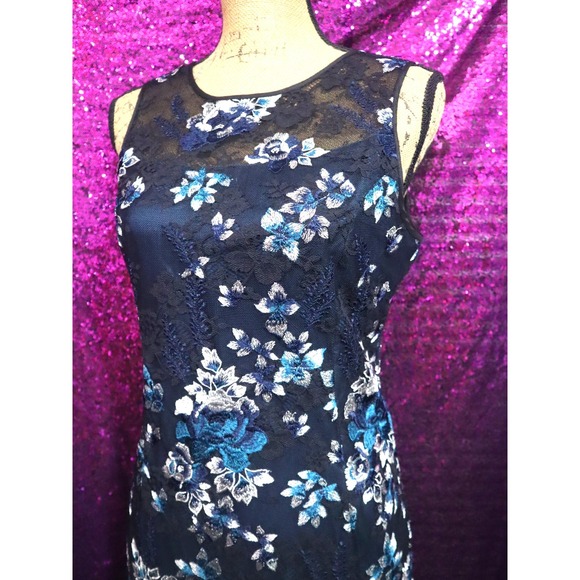 White House Black Market Dresses & Skirts - Black Blue Floral Embroidered Mesh Shift Dress 4 White House Black Market Women